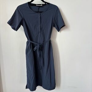 Fjallraven Navy Blue Short Sleeve Dress With a Tie at the Waist Size XS